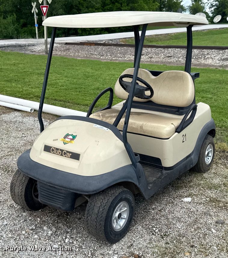 image for item DU9006 2006 Club Car Precedent Professional golf cart