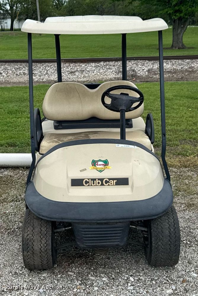 image for item DU9006 2006 Club Car Precedent Professional golf cart