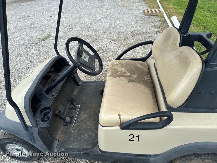 image for item DU9006 2006 Club Car Precedent Professional golf cart