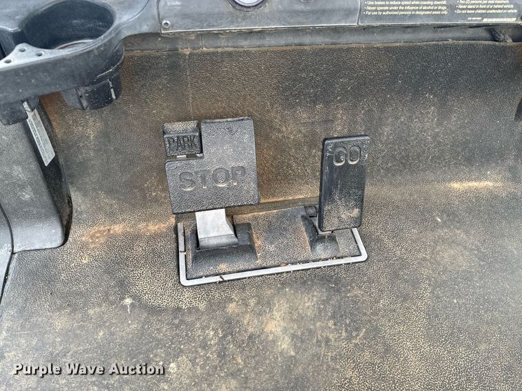 image for item DU9006 2006 Club Car Precedent Professional golf cart