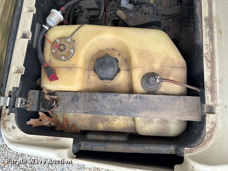 image for item DU9006 2006 Club Car Precedent Professional golf cart