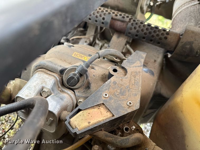 image for item DU9006 2006 Club Car Precedent Professional golf cart