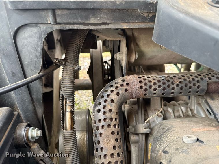 image for item DU9006 2006 Club Car Precedent Professional golf cart