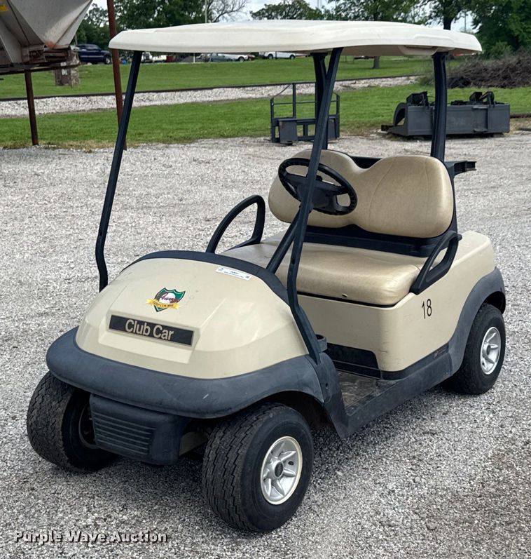 image for item DU9007 2006 Club Car Precedent Professional golf cart