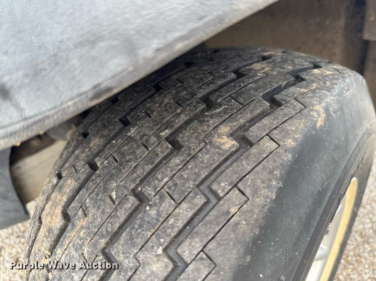 image for item DU9007 2006 Club Car Precedent Professional golf cart