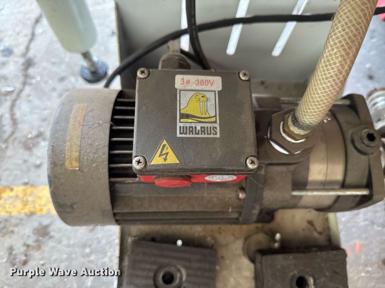 image for item DU9011 Fryer MC-10 CNC milling machine