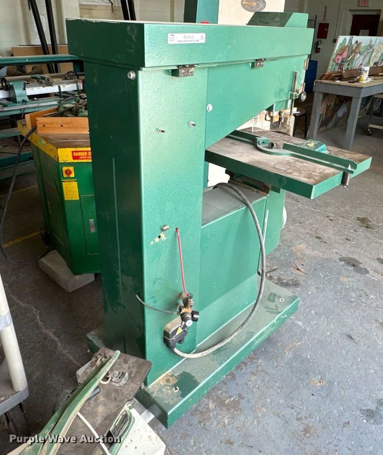 image for item DU9012 Machine shop equipment