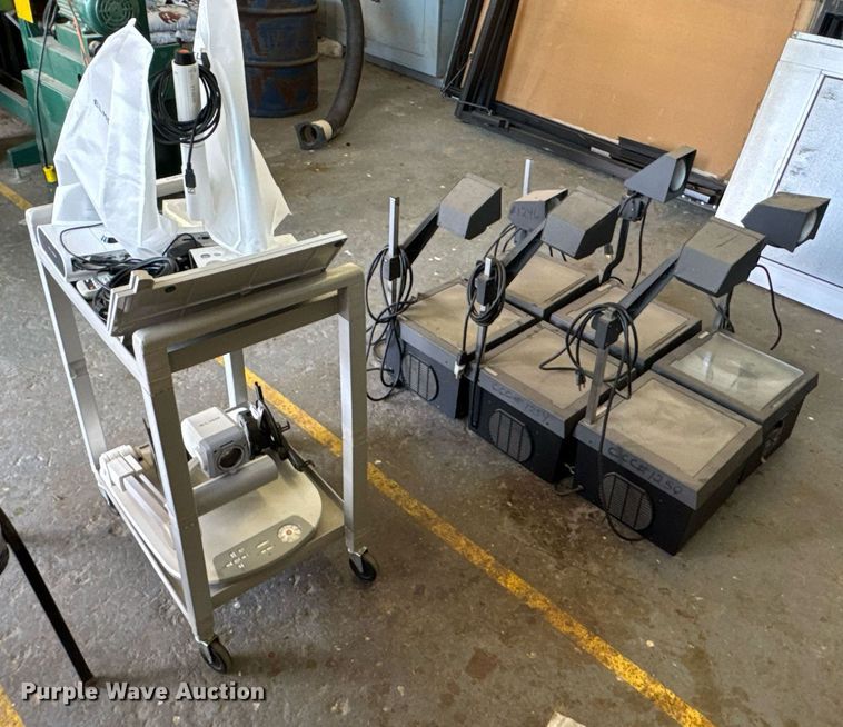 image for item DU9016 Projectors