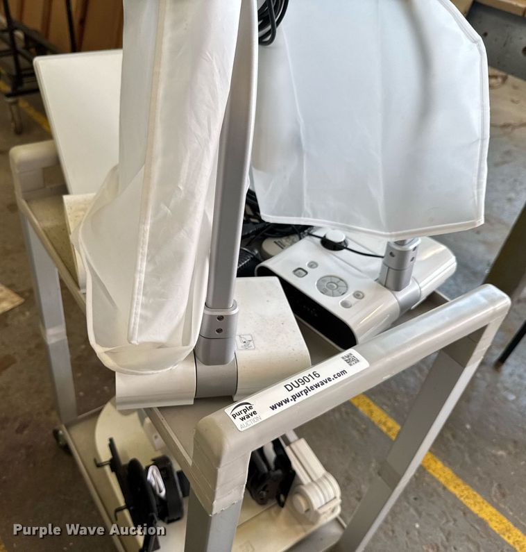 image for item DU9016 Projectors