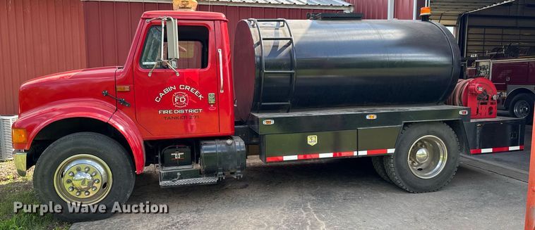 image for item DU9017 1997 International 4700 water truck