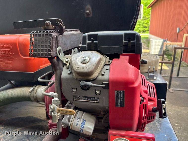 image for item DU9017 1997 International 4700 water truck