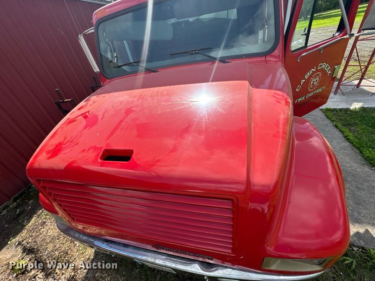 image for item DU9017 1997 International 4700 water truck