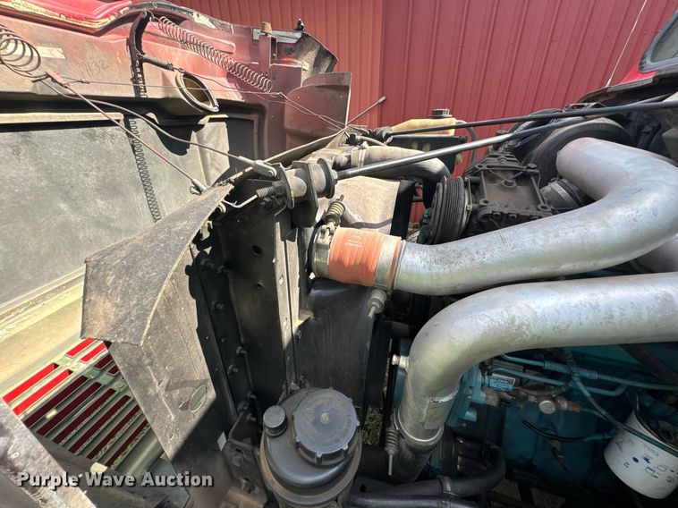 image for item DU9017 1997 International 4700 water truck