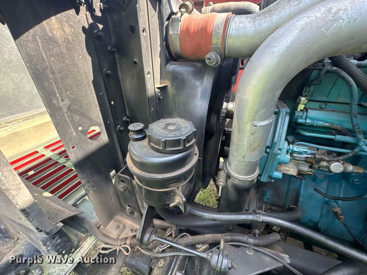 image for item DU9017 1997 International 4700 water truck