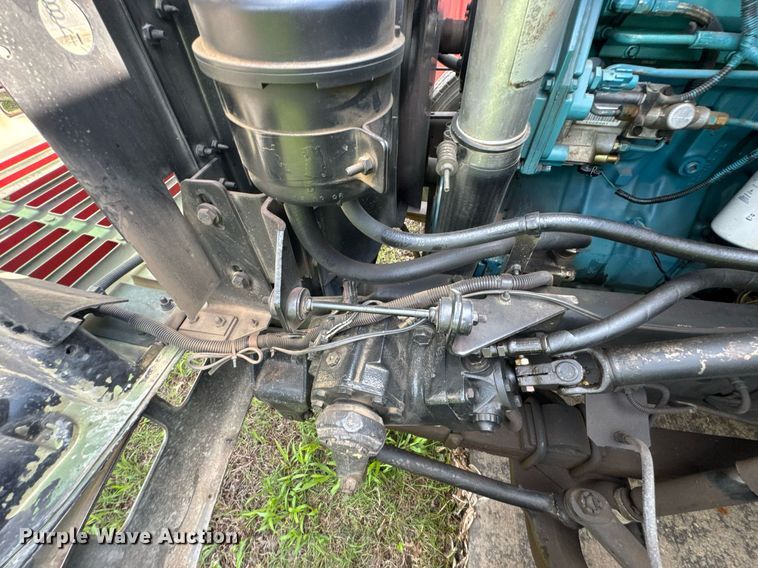 image for item DU9017 1997 International 4700 water truck