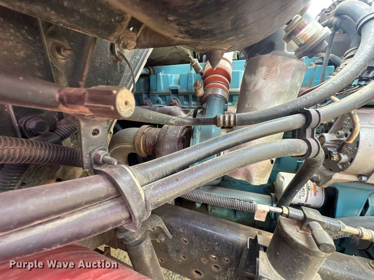 image for item DU9017 1997 International 4700 water truck