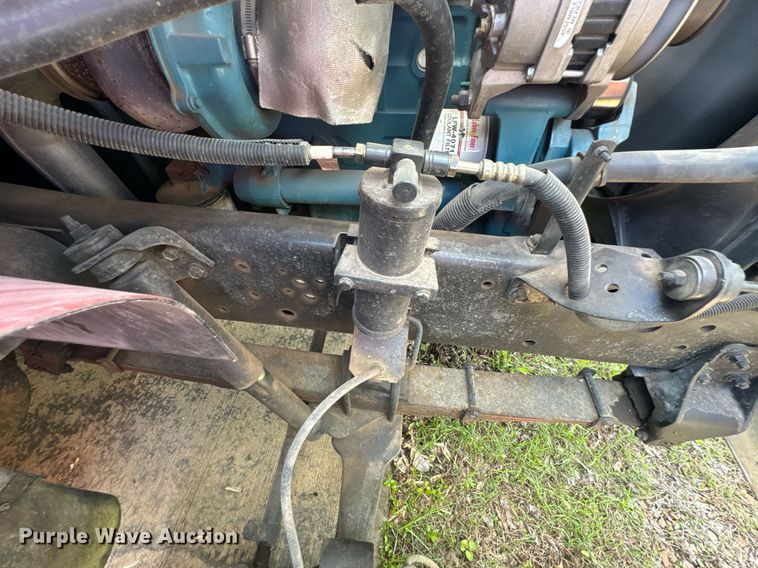 image for item DU9017 1997 International 4700 water truck