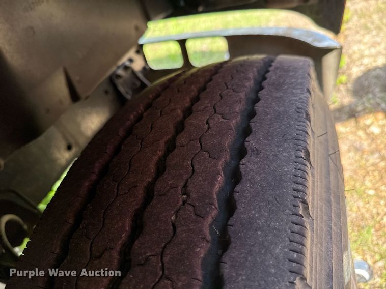 image for item DU9017 1997 International 4700 water truck