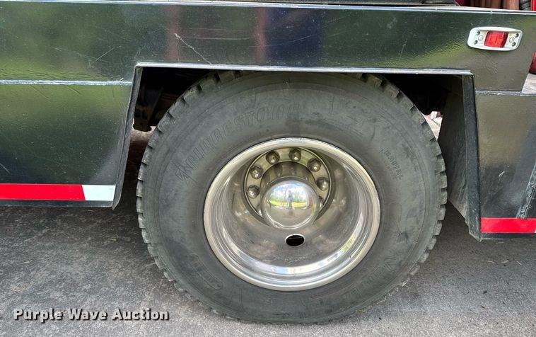 image for item DU9017 1997 International 4700 water truck