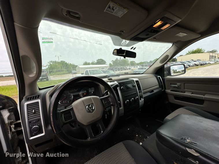 image for item DU9026 2012 Dodge Ram 1500 SLT Crew Cab pickup truck