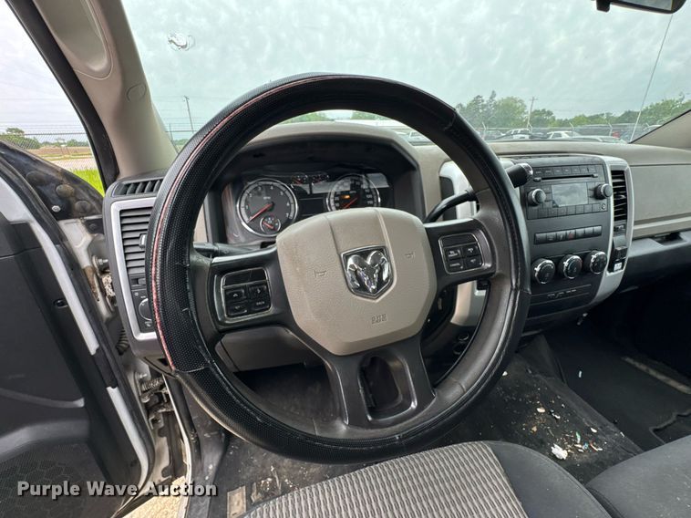 image for item DU9026 2012 Dodge Ram 1500 SLT Crew Cab pickup truck