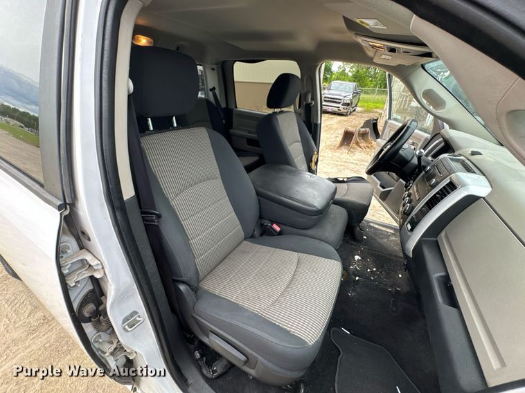 image for item DU9026 2012 Dodge Ram 1500 SLT Crew Cab pickup truck