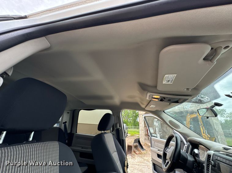 image for item DU9026 2012 Dodge Ram 1500 SLT Crew Cab pickup truck