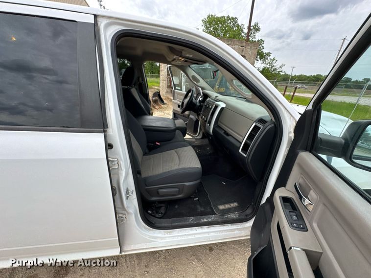 image for item DU9026 2012 Dodge Ram 1500 SLT Crew Cab pickup truck