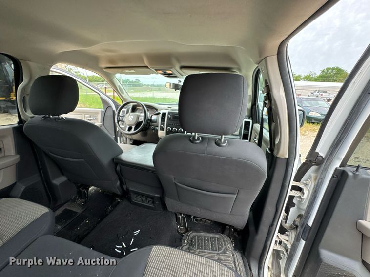 image for item DU9026 2012 Dodge Ram 1500 SLT Crew Cab pickup truck