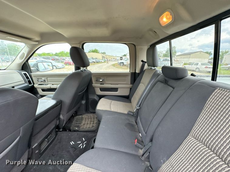 image for item DU9026 2012 Dodge Ram 1500 SLT Crew Cab pickup truck