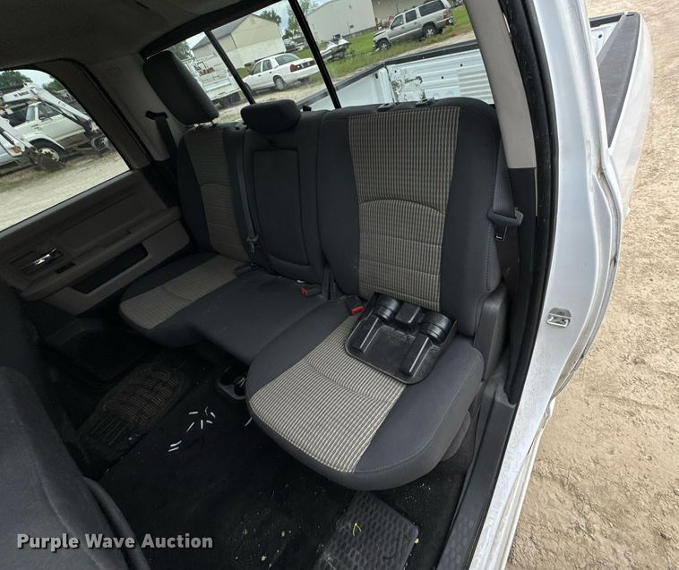 image for item DU9026 2012 Dodge Ram 1500 SLT Crew Cab pickup truck