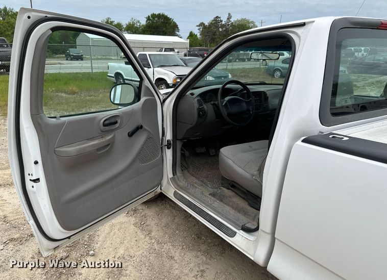image for item DU9028 1999 Ford F150 pickup truck