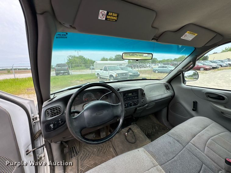 image for item DU9028 1999 Ford F150 pickup truck