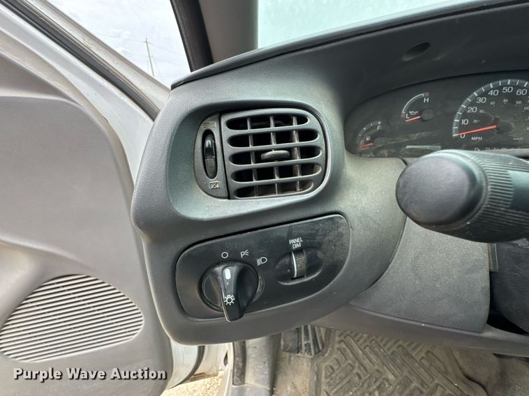 image for item DU9028 1999 Ford F150 pickup truck