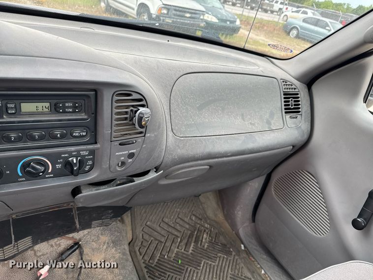 image for item DU9028 1999 Ford F150 pickup truck