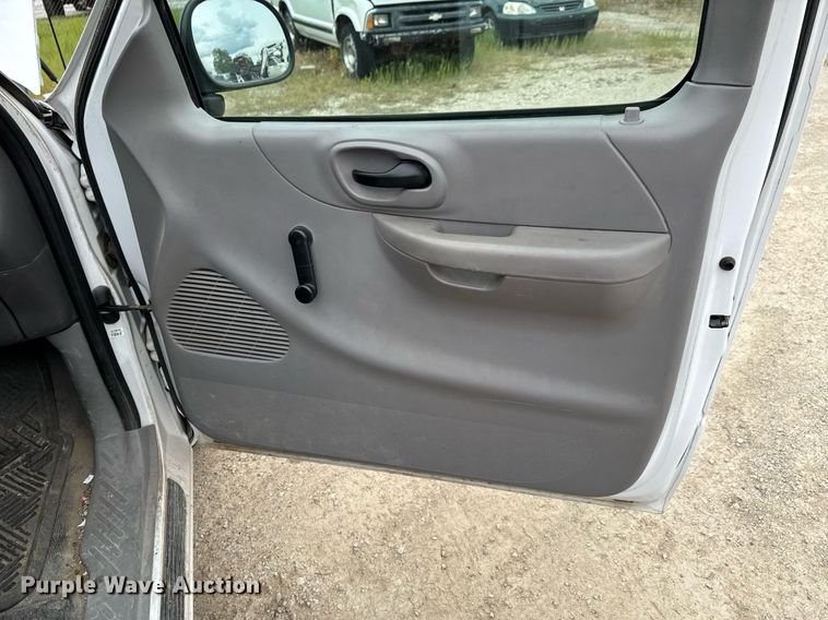 image for item DU9028 1999 Ford F150 pickup truck