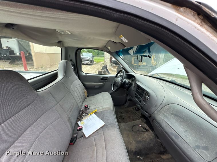 image for item DU9028 1999 Ford F150 pickup truck