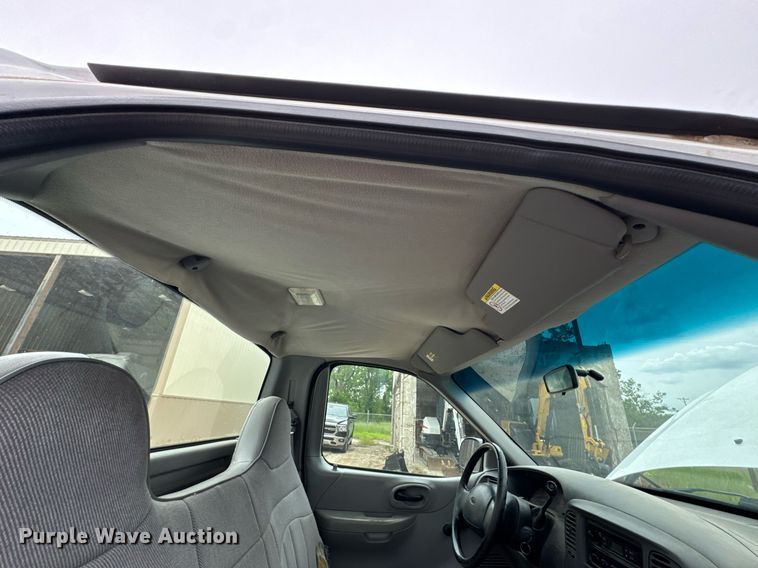 image for item DU9028 1999 Ford F150 pickup truck