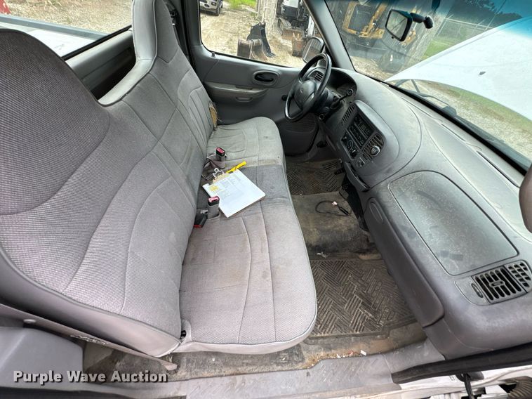 image for item DU9028 1999 Ford F150 pickup truck