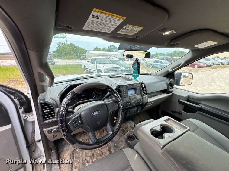 image for item DU9029 2017 Ford F150 XL SuperCab pickup truck