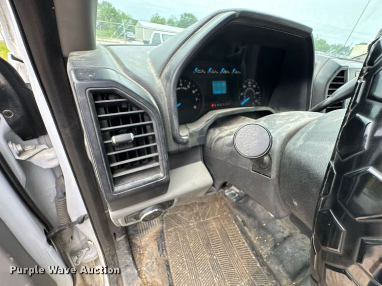 image for item DU9029 2017 Ford F150 XL SuperCab pickup truck