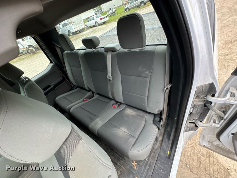 image for item DU9029 2017 Ford F150 XL SuperCab pickup truck