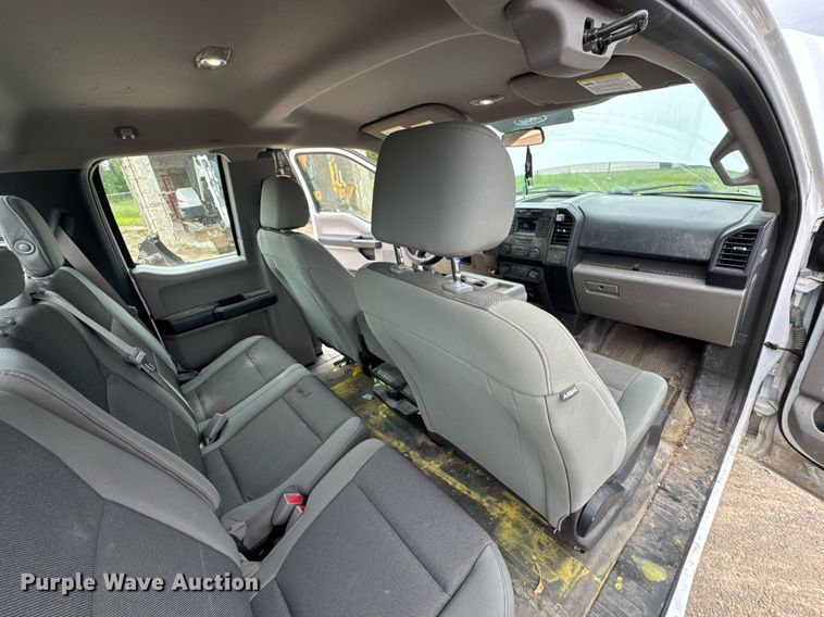 image for item DU9029 2017 Ford F150 XL SuperCab pickup truck