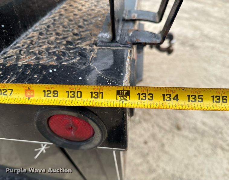 image for item DU9032 2006 Chevrolet Silverado 3500 utility bed pickup truck