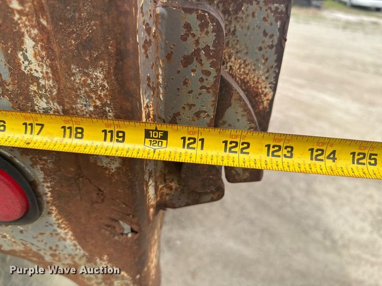 image for item DU9033 1995 Ford F700 dump truck