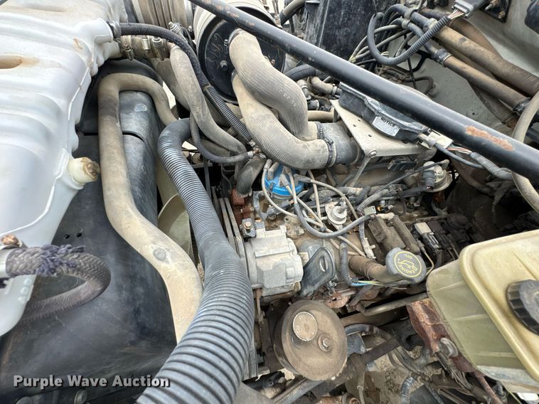 image for item DU9033 1995 Ford F700 dump truck