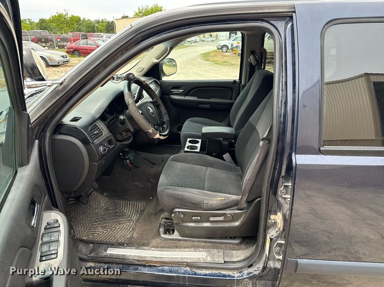 image for item DU9034 2008 Chevrolet Tahoe Police SUV