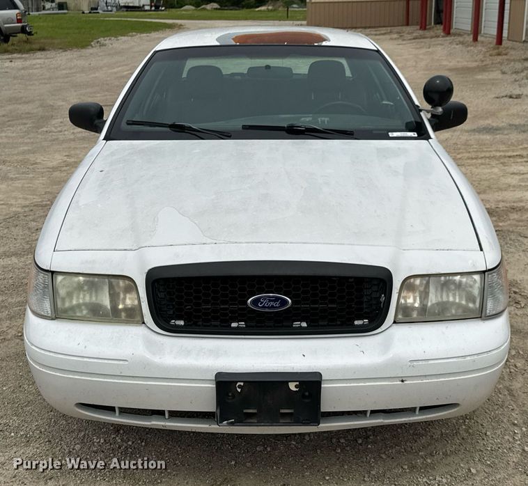 image for item DU9036 2006 Ford Crown Victoria Police Interceptor 