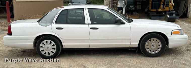 image for item DU9036 2006 Ford Crown Victoria Police Interceptor 