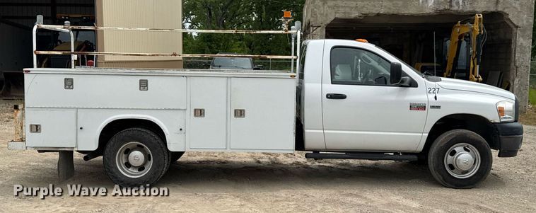 image for item DU9037 2008 Dodge Ram 3500 utility bed pickup truck